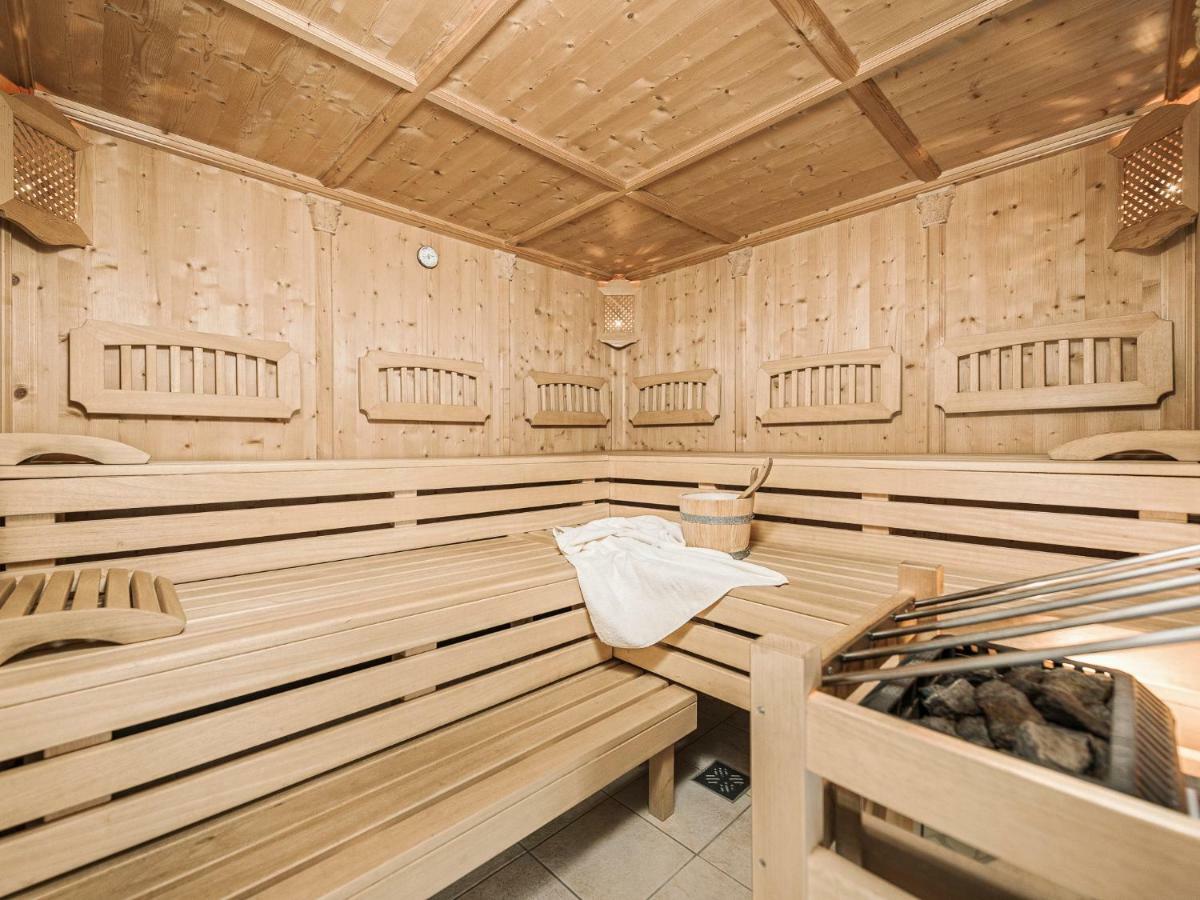 Haus Christine Hotell Ried im Zillertal Exteriör bild